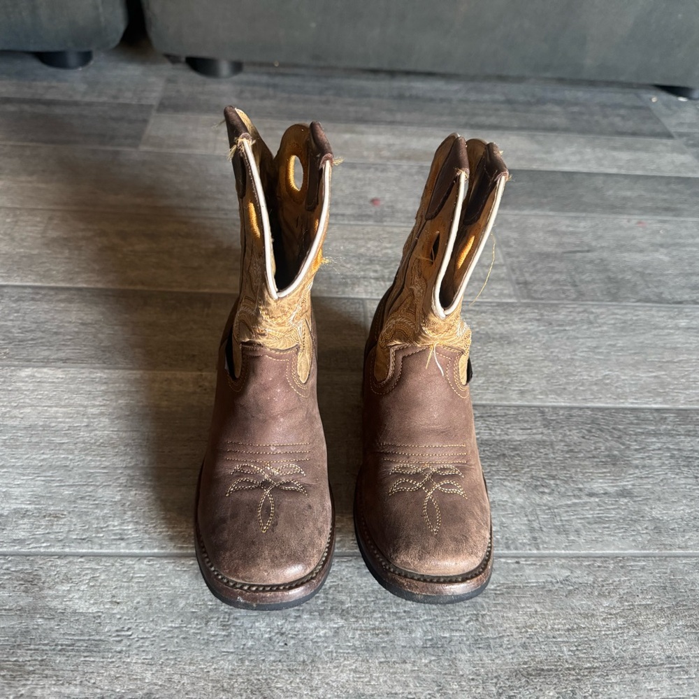 Classic Brown Leather Cowboy Boots
